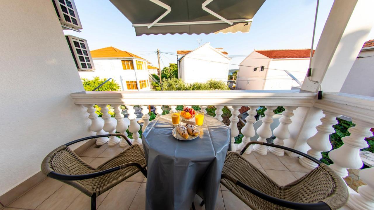 Apartments Curic Trogir Zewnętrze zdjęcie