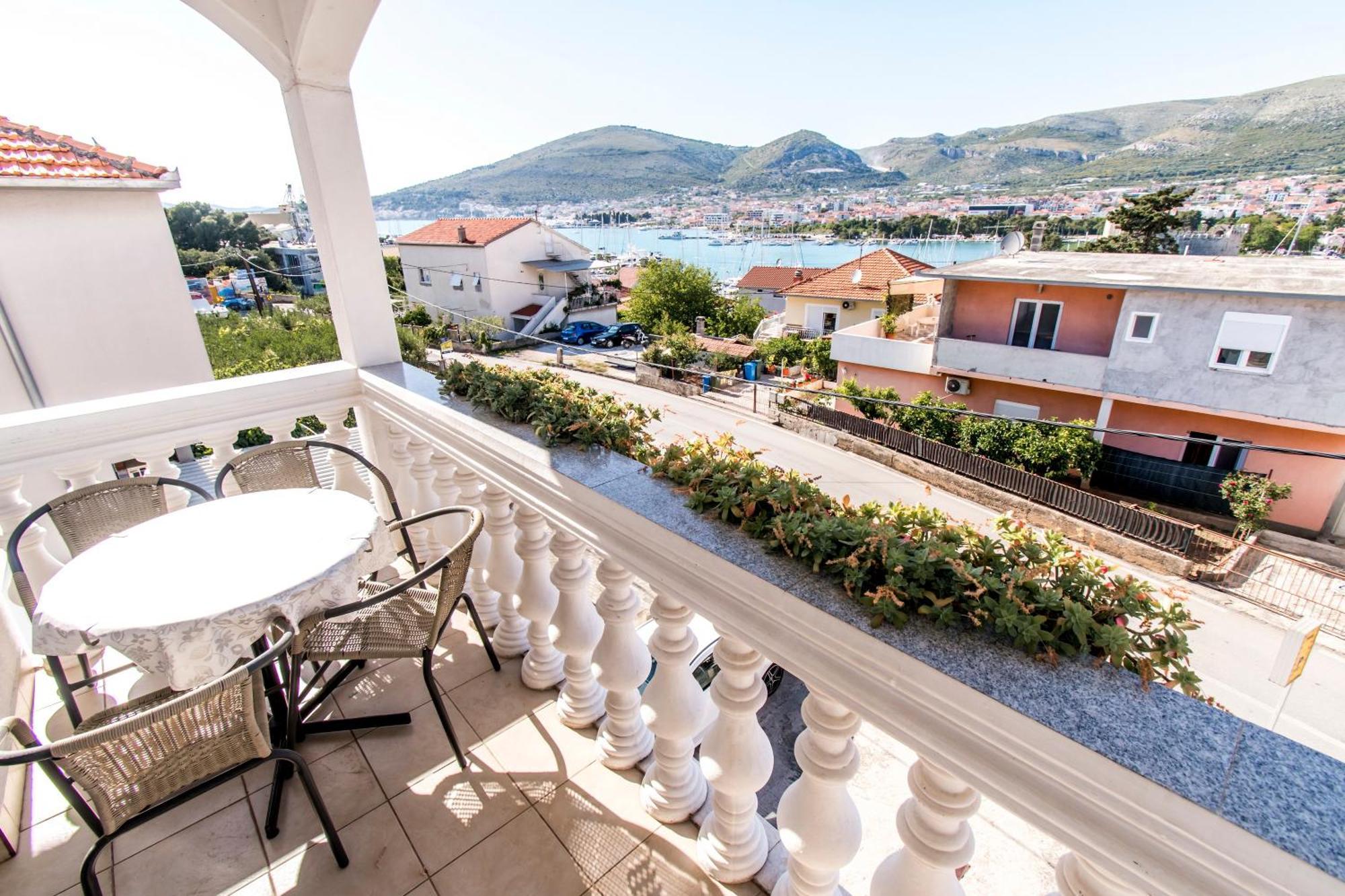 Apartments Curic Trogir Zewnętrze zdjęcie